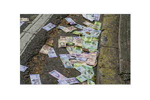 委内瑞拉货币玻利瓦尔大幅贬值是什么原因