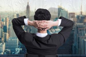 22年前的预测终于成真!“道指36000点”一书的作者:“长期持有”仍然是最佳投资准则