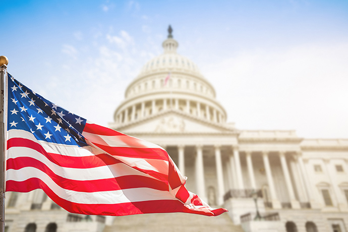 【美股收评】特朗普与哈塞特就降息发出重磅信号！美股涨跌不一、小盘股创历史新高